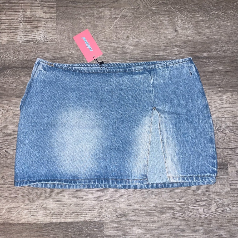 Edikted Katrina Slitted Denim Mini Skirt